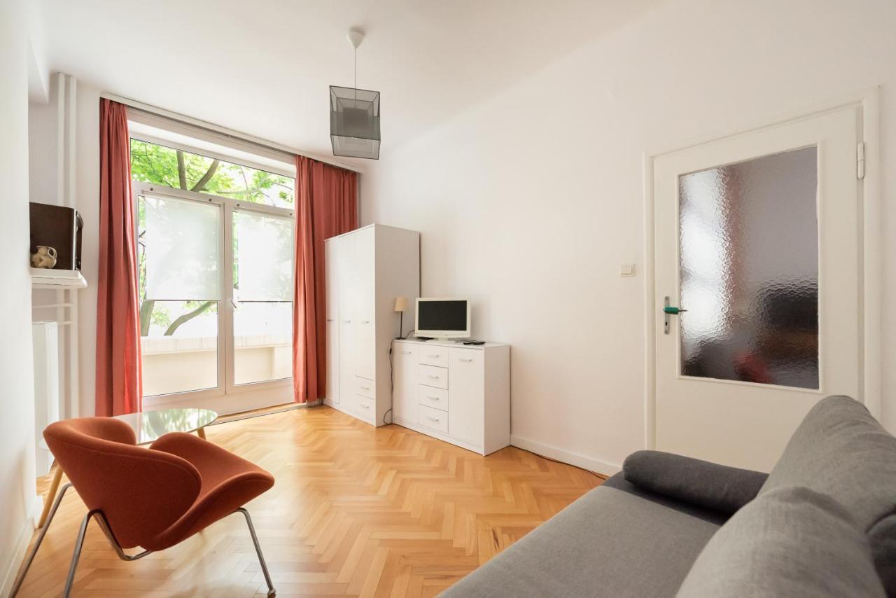 Plac Zbawiciela 3-Bedroom Apartment Warsaw Exterior photo
